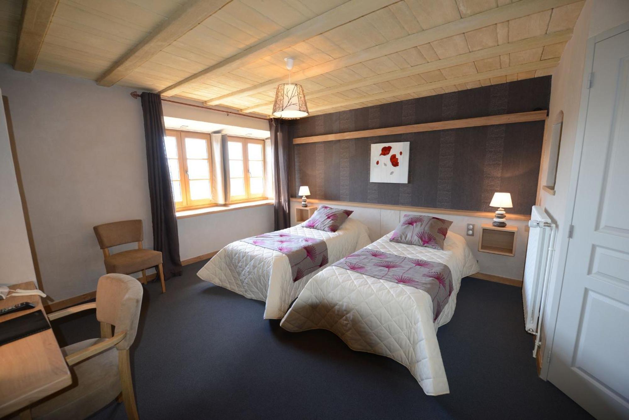 Logis Hotel Restaurant & Spa Les Remparts サレ エクステリア 写真