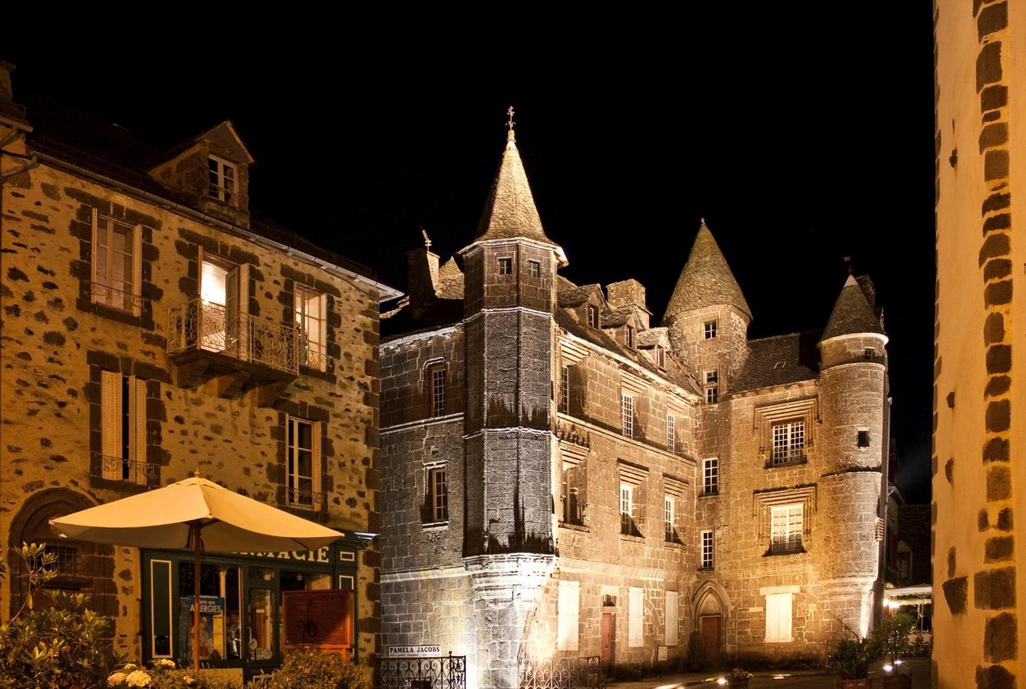 Logis Hotel Restaurant & Spa Les Remparts サレ エクステリア 写真