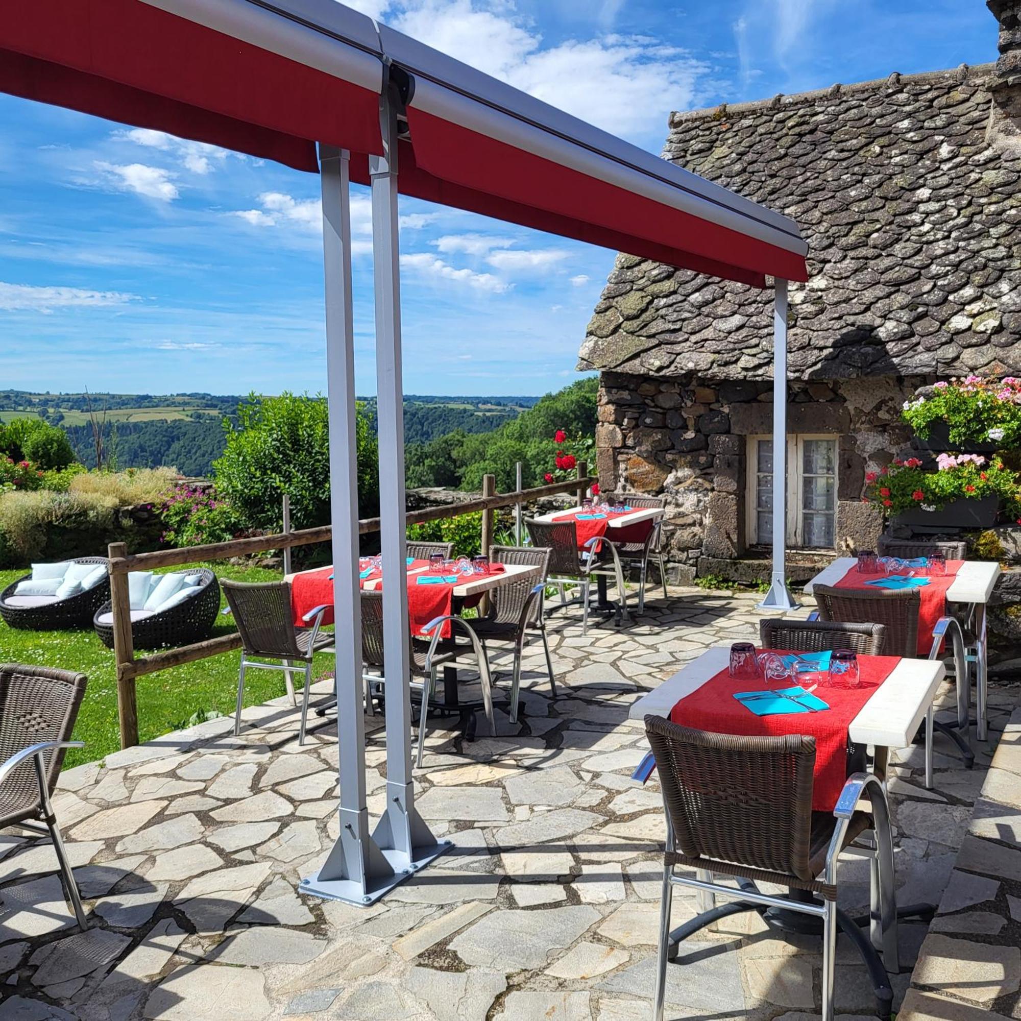 Logis Hotel Restaurant & Spa Les Remparts サレ エクステリア 写真