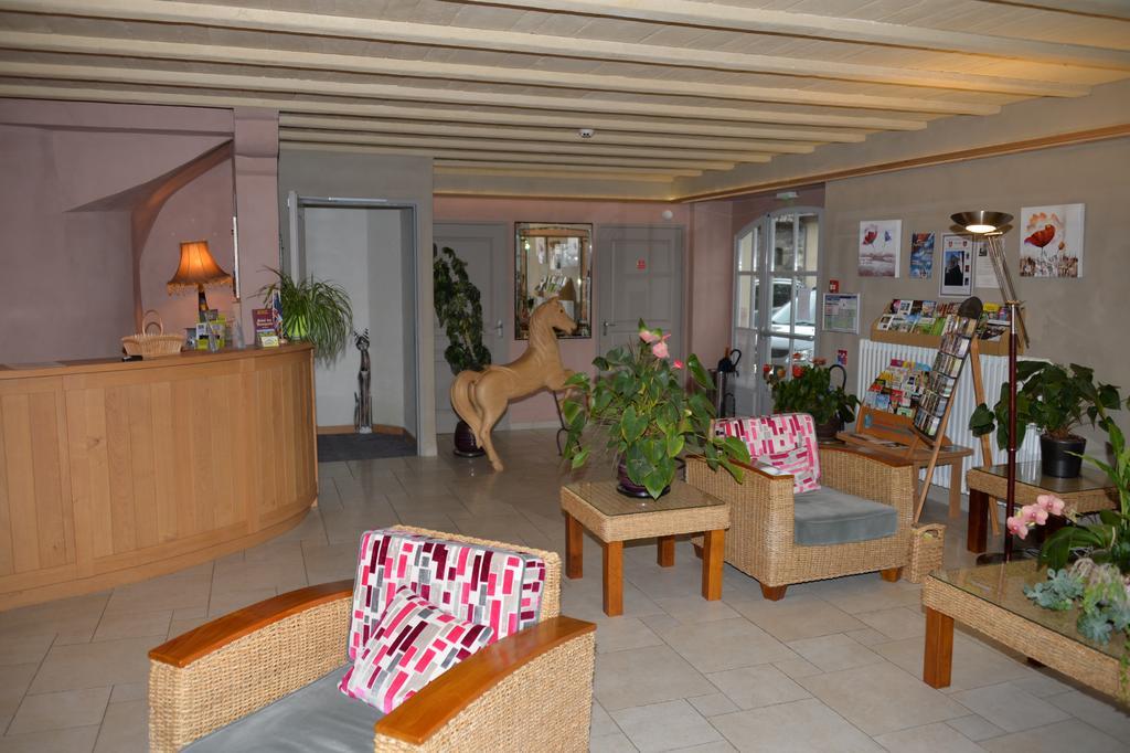 Logis Hotel Restaurant & Spa Les Remparts サレ エクステリア 写真