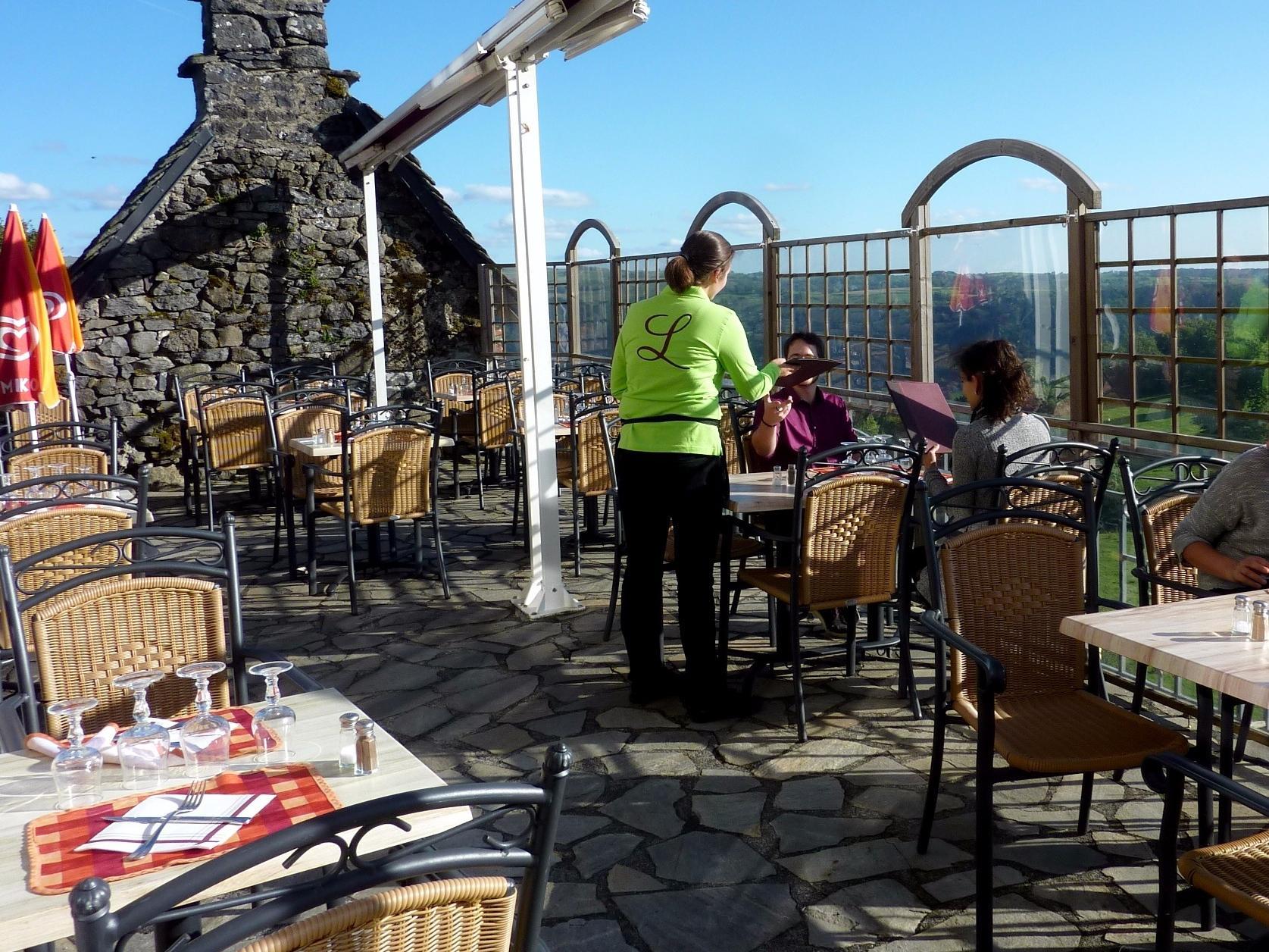 Logis Hotel Restaurant & Spa Les Remparts サレ エクステリア 写真