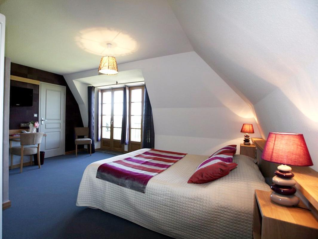 Logis Hotel Restaurant & Spa Les Remparts サレ エクステリア 写真