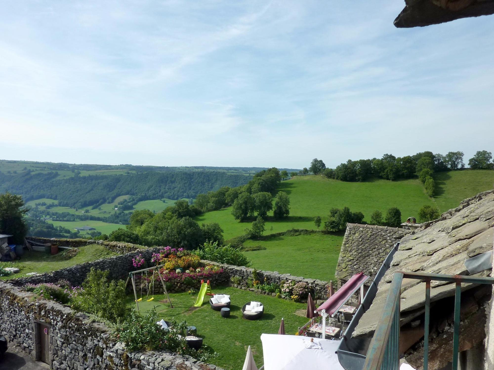 Logis Hotel Restaurant & Spa Les Remparts サレ エクステリア 写真