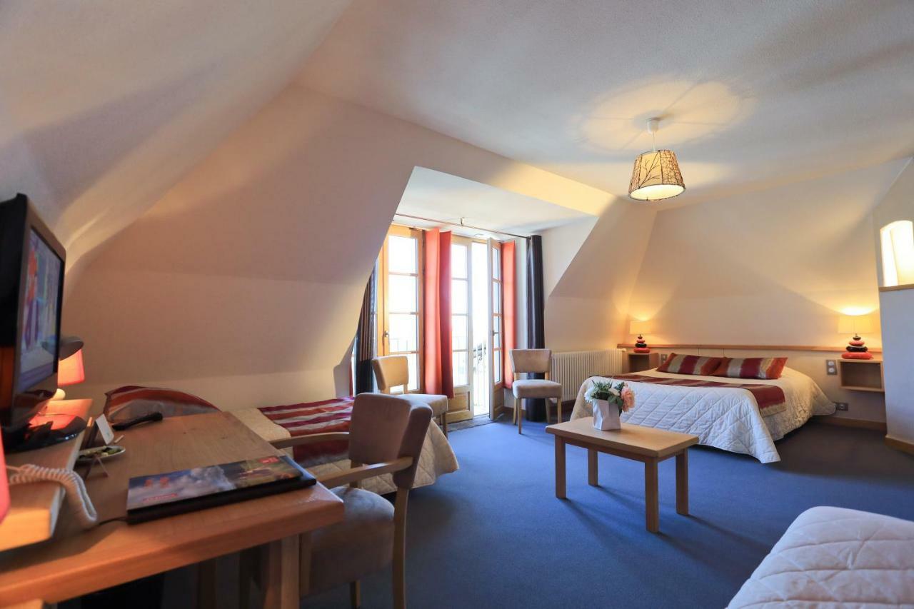 Logis Hotel Restaurant & Spa Les Remparts サレ エクステリア 写真